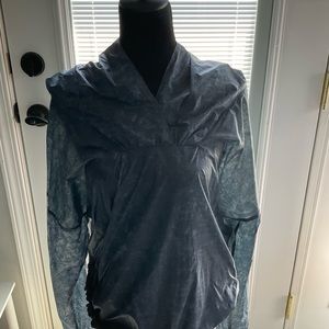 Adidas lightweight wind breaker, cinch for the waist, pockets